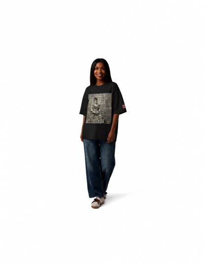 Queen Unisex organic oversized high neck t-shirt
